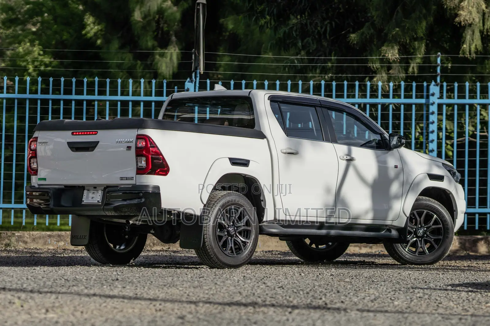 Toyota Hilux 2022 Pearl
