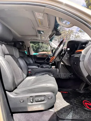 New Lexus LX 2016 Gold