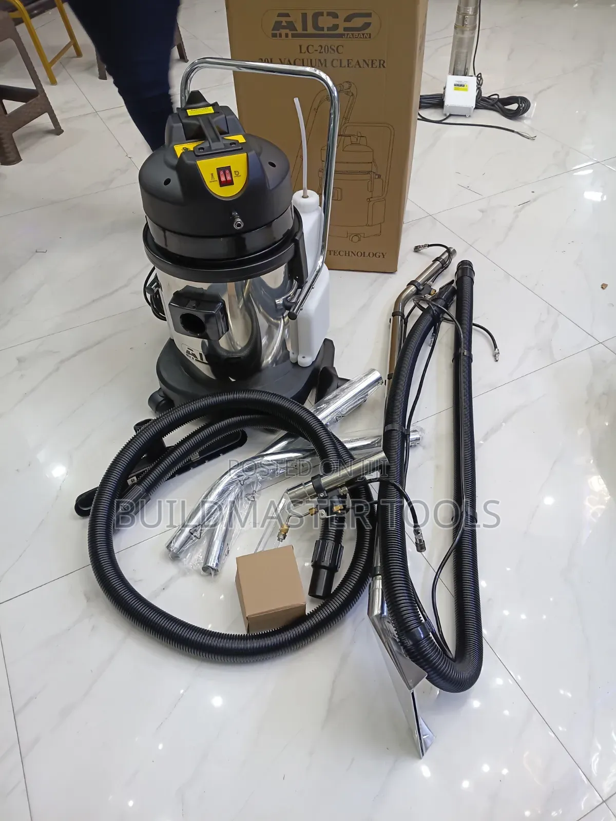 AICO Japan  20L Carpet, Sofa, and Car Seat Cleaner Machine