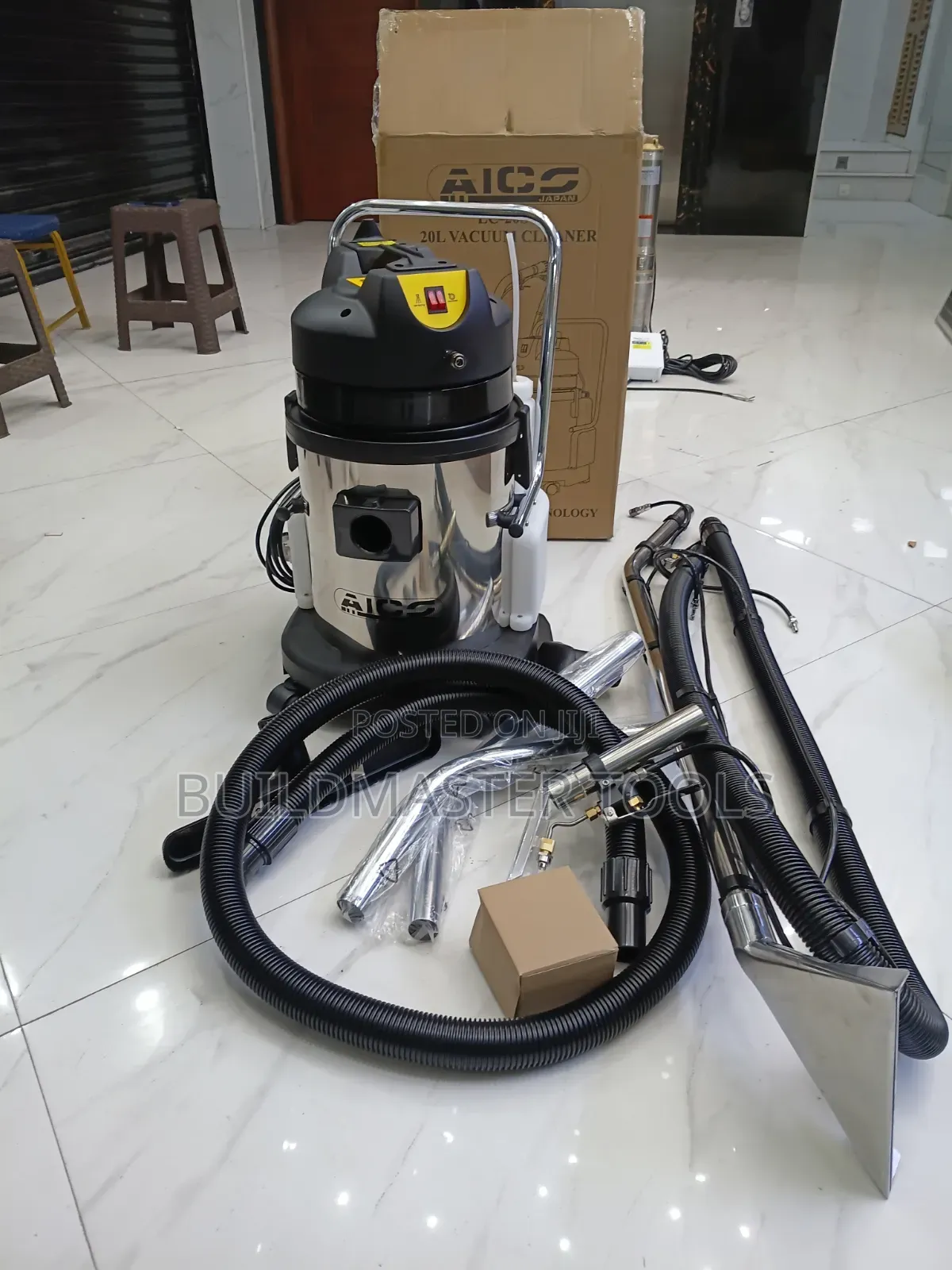 AICO Japan  20L Carpet, Sofa, and Car Seat Cleaner Machine