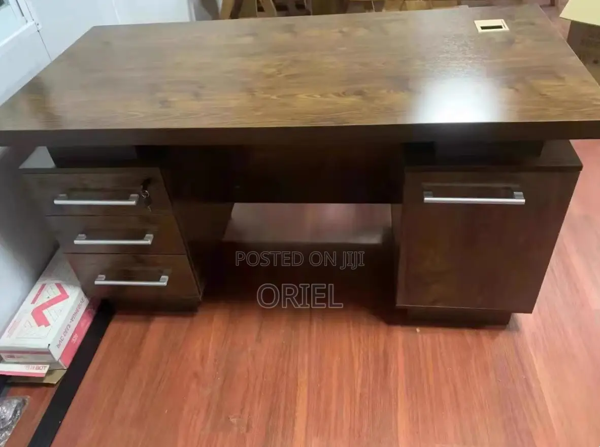 Office Desk : Executive Work Desk - 140CM