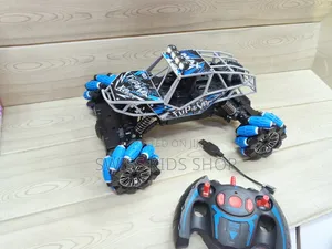 Monster Truck With Rechargeable Battery