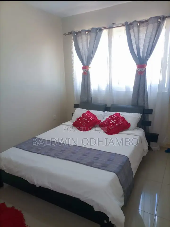 Clean 5x6 Wooden Bed With Padded Headboard Backings