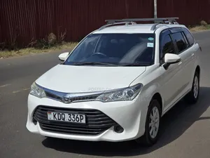 Toyota Corolla Fielder 2017 White