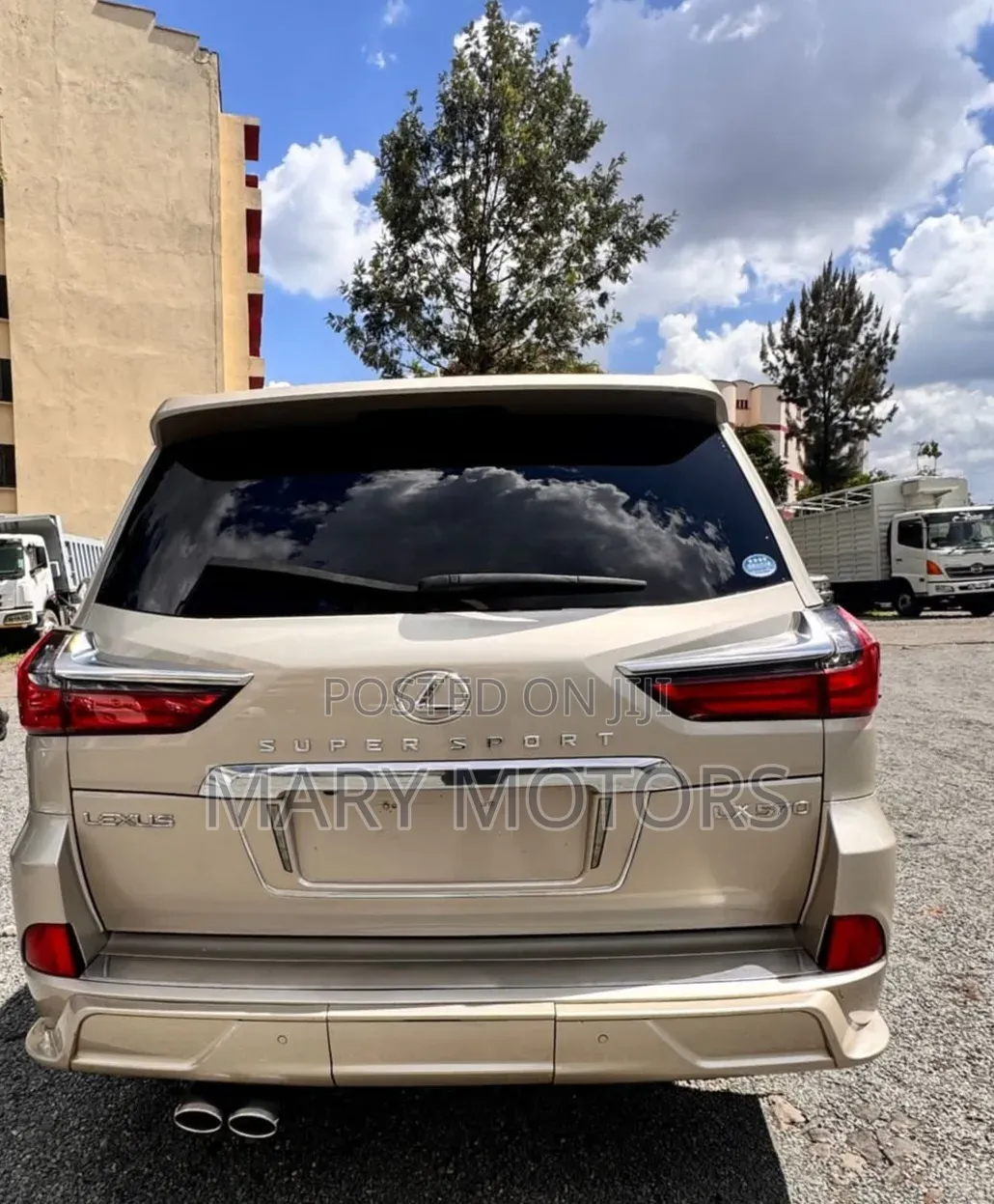 New Lexus LX 2016 Gold