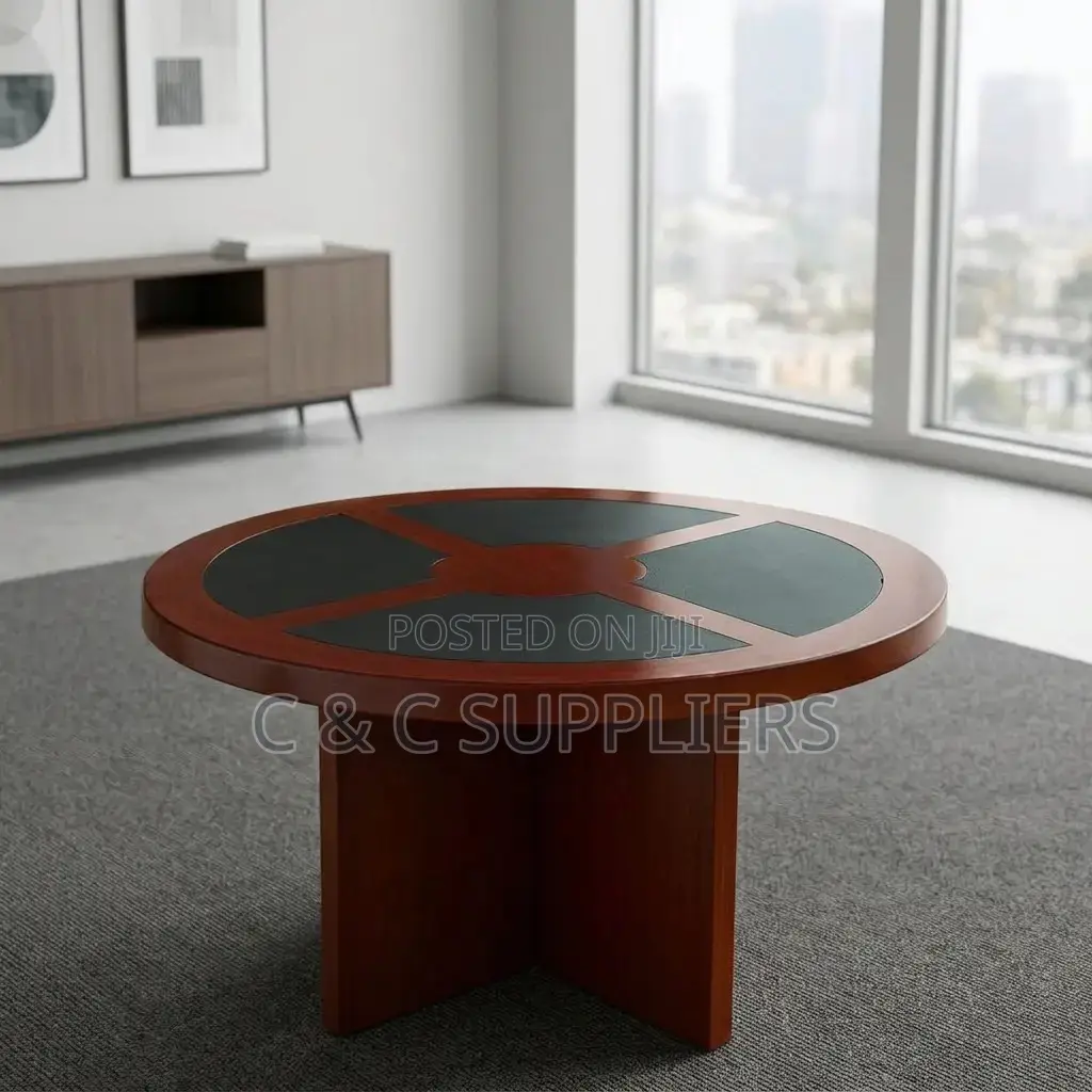 Mahogany Round Meeting Boardroom Table.