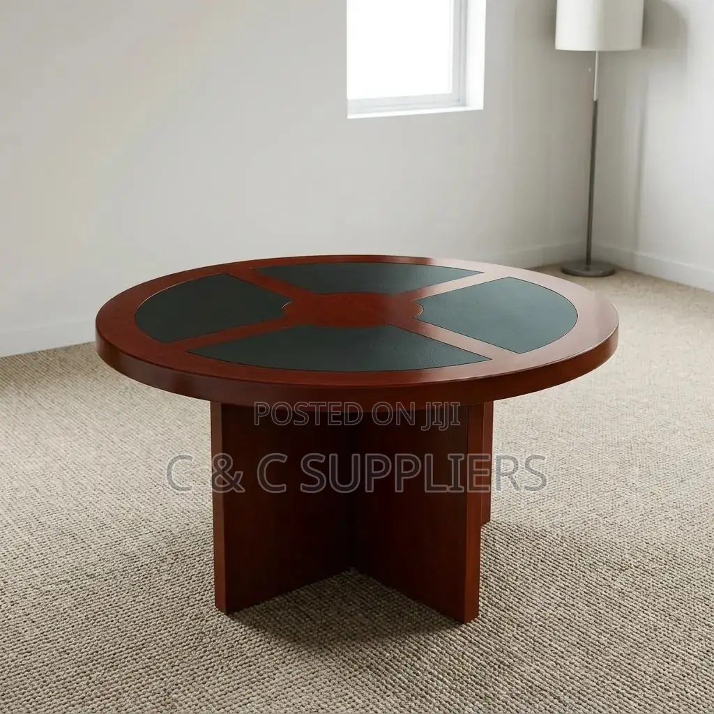Mahogany Round Meeting Boardroom Table.