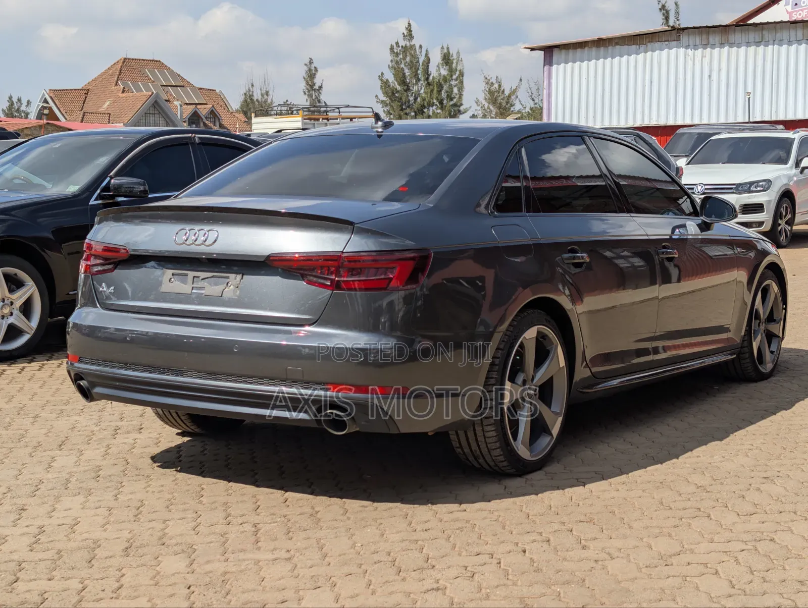 Audi A4 2.0T ultra Premium FWD 2018 Gray