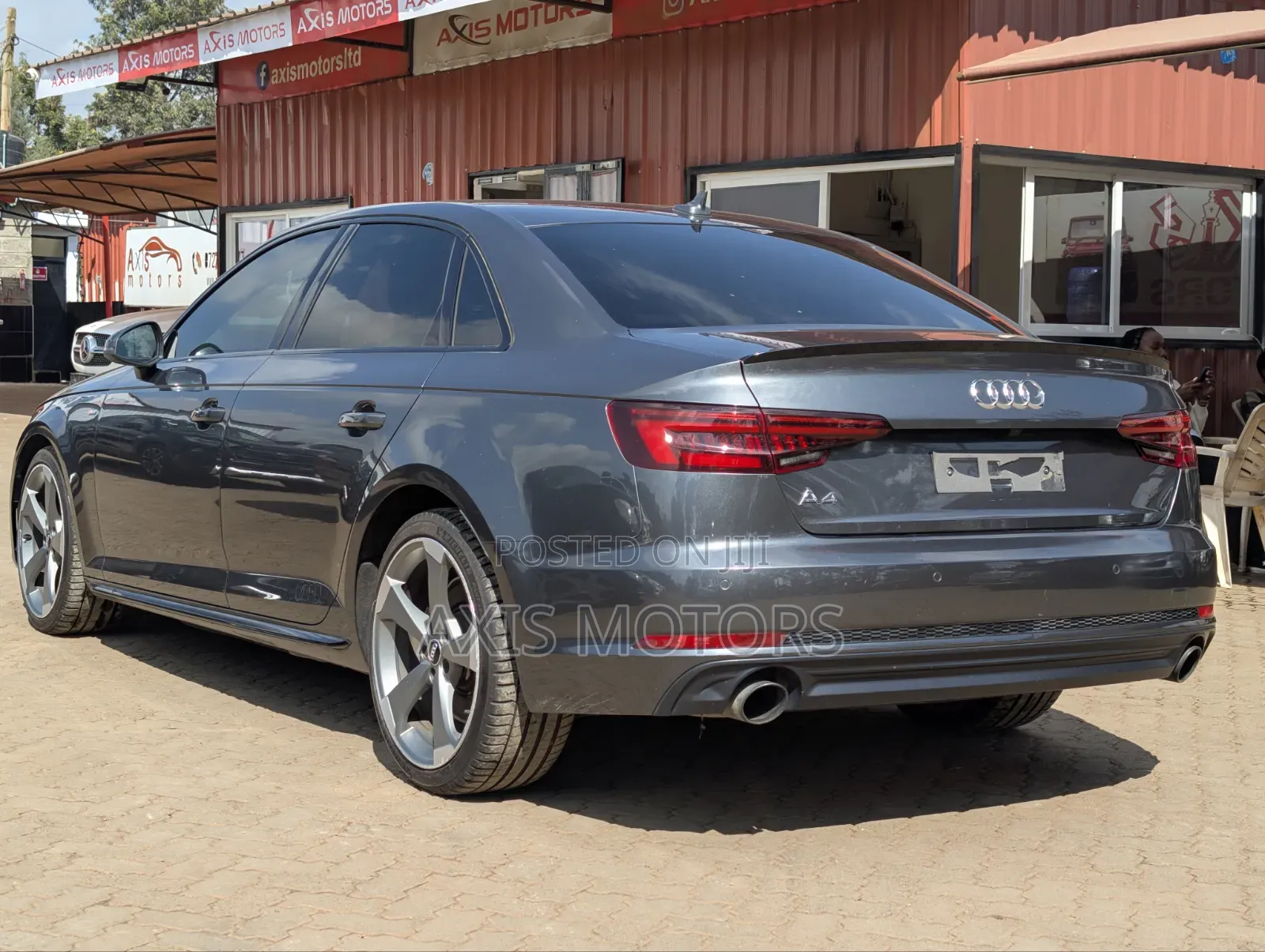 Audi A4 2.0T ultra Premium FWD 2018 Gray