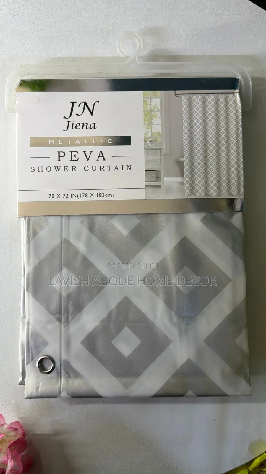 Gray Floral Shower Curtains – Elegant Bathroom Decor