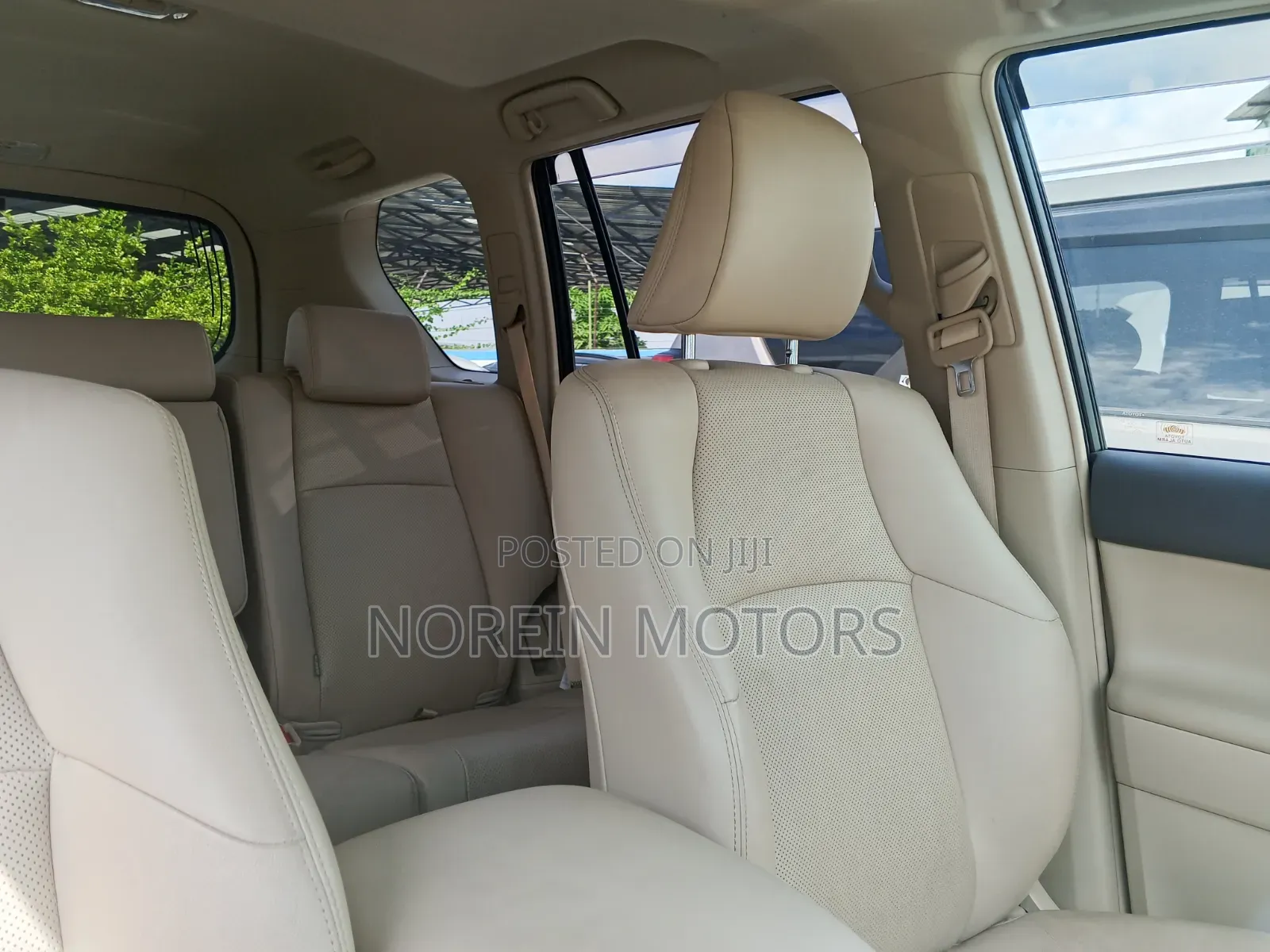 Toyota Land Cruiser Prado 2019 White