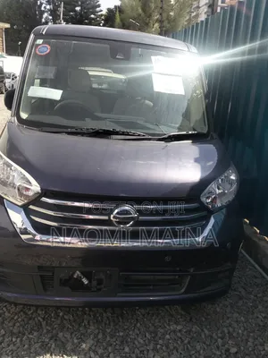 Nissan Dayz Roox 2019 Blue