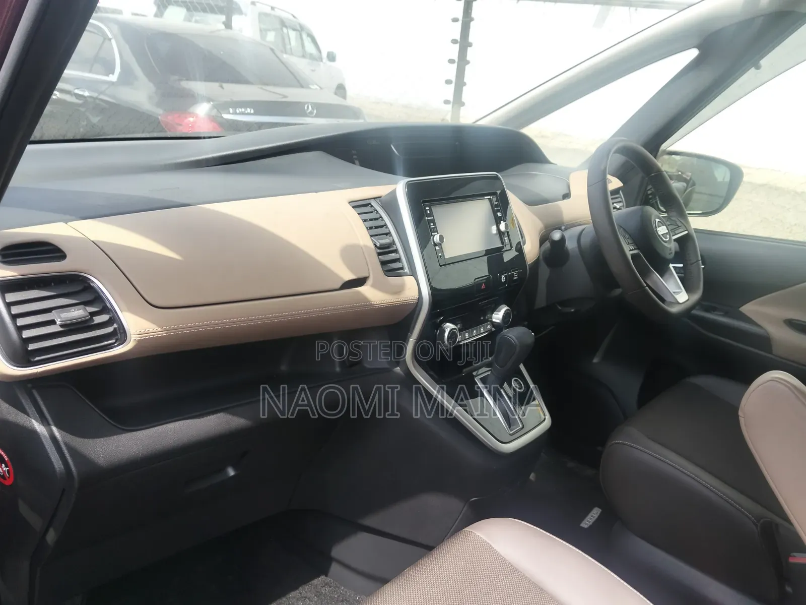 Nissan Serena 2019 Maroon