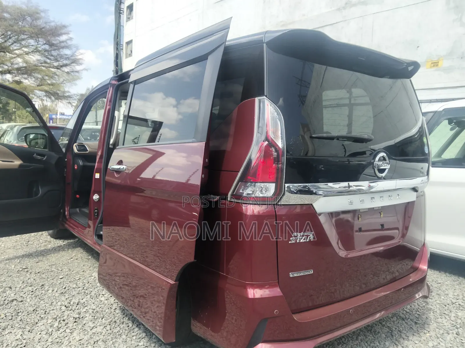 Nissan Serena 2019 Maroon