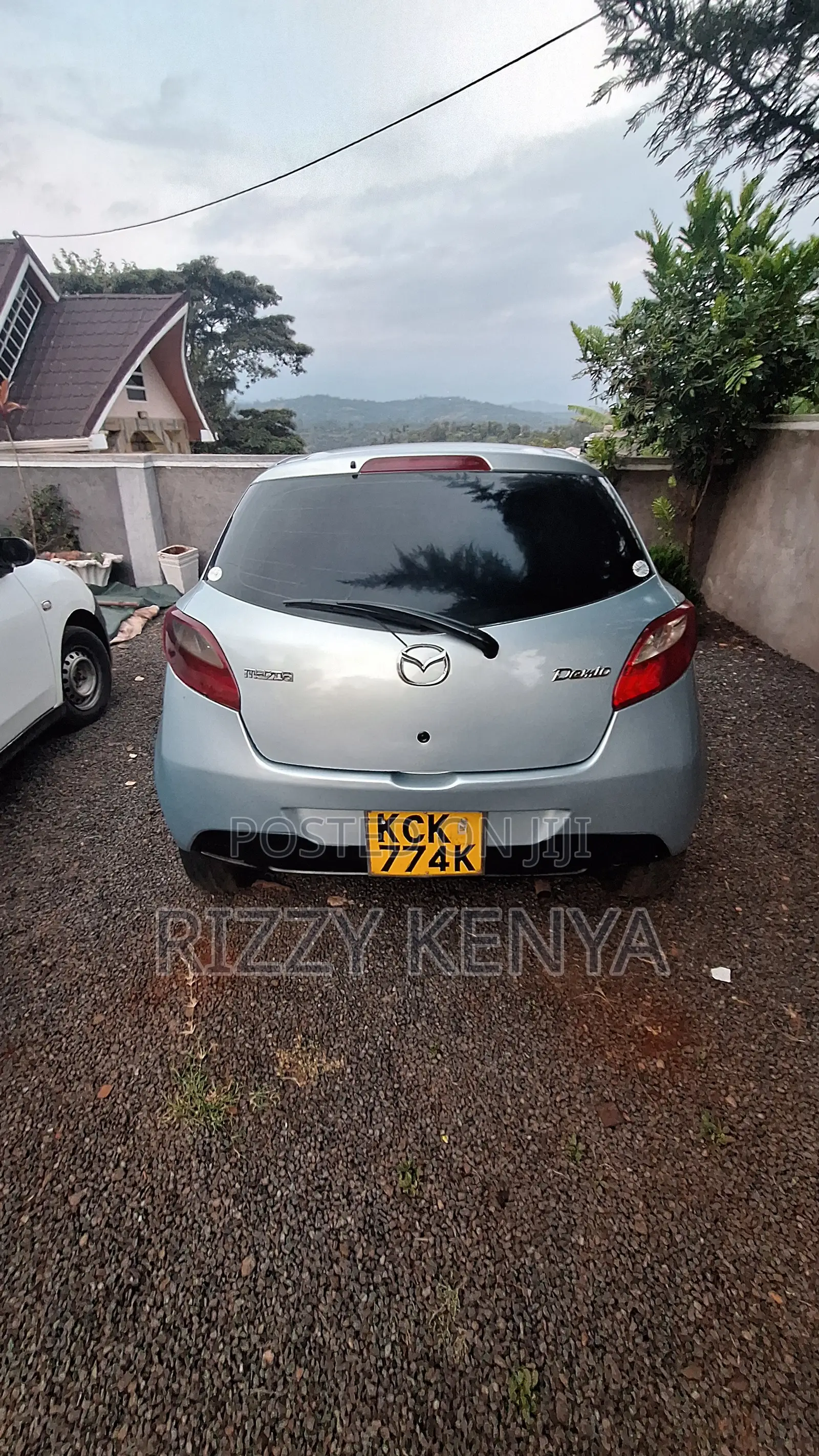 Mazda 2 2010 Blue