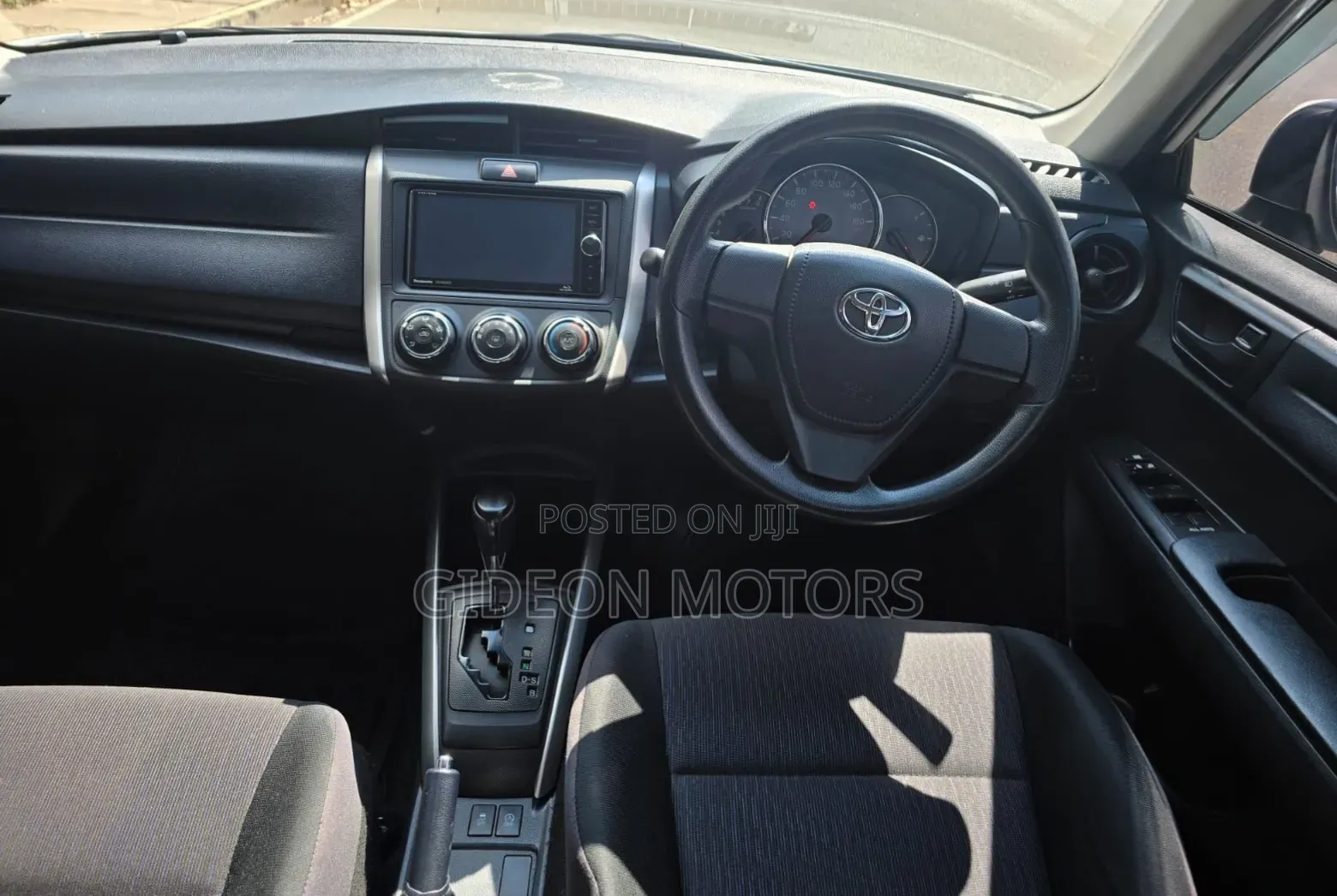Toyota Corolla Fielder 2017 White