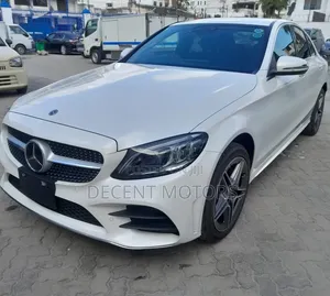 Mercedes-Benz C200 2019 White