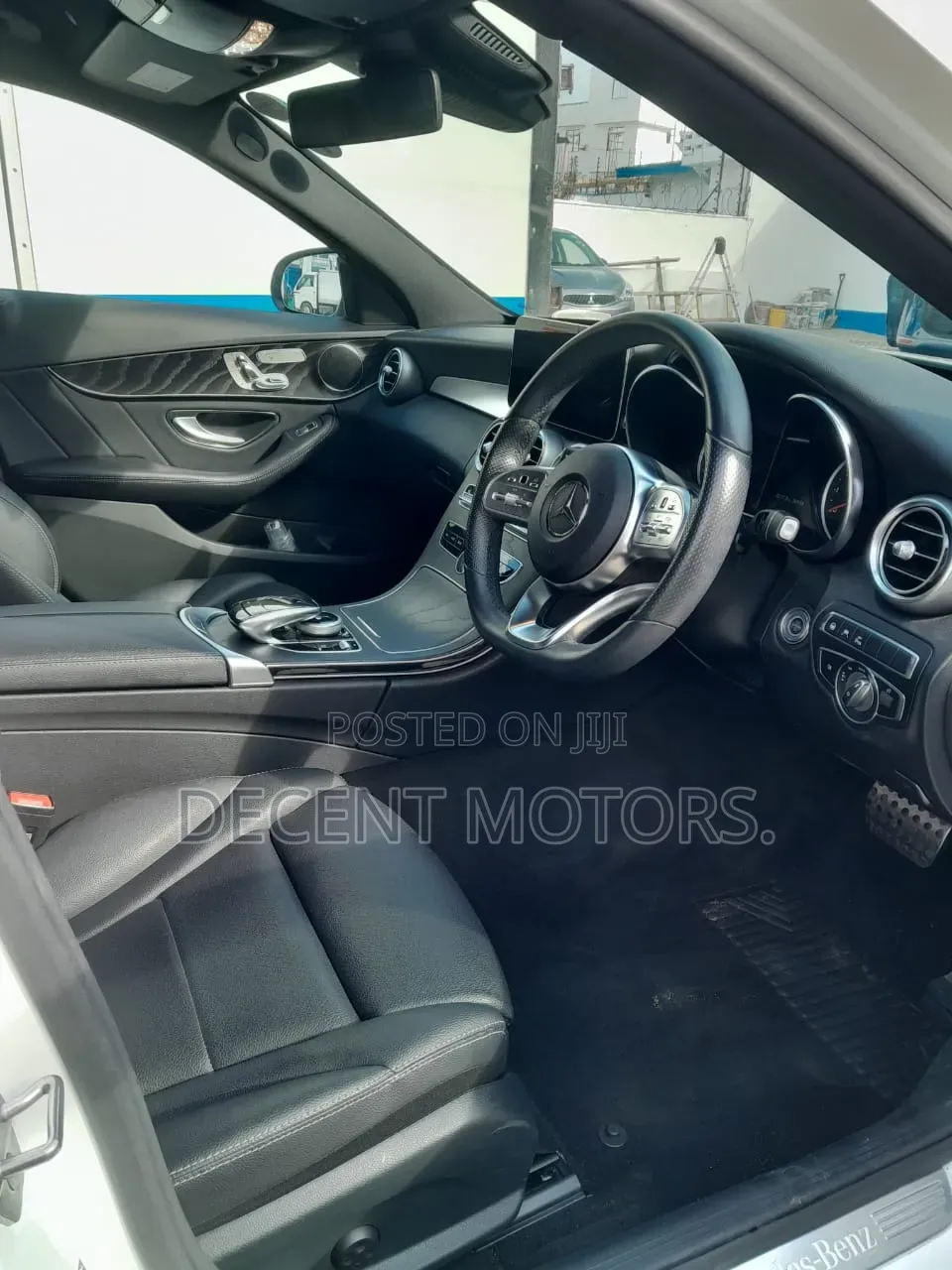 Mercedes-Benz C200 2019 White