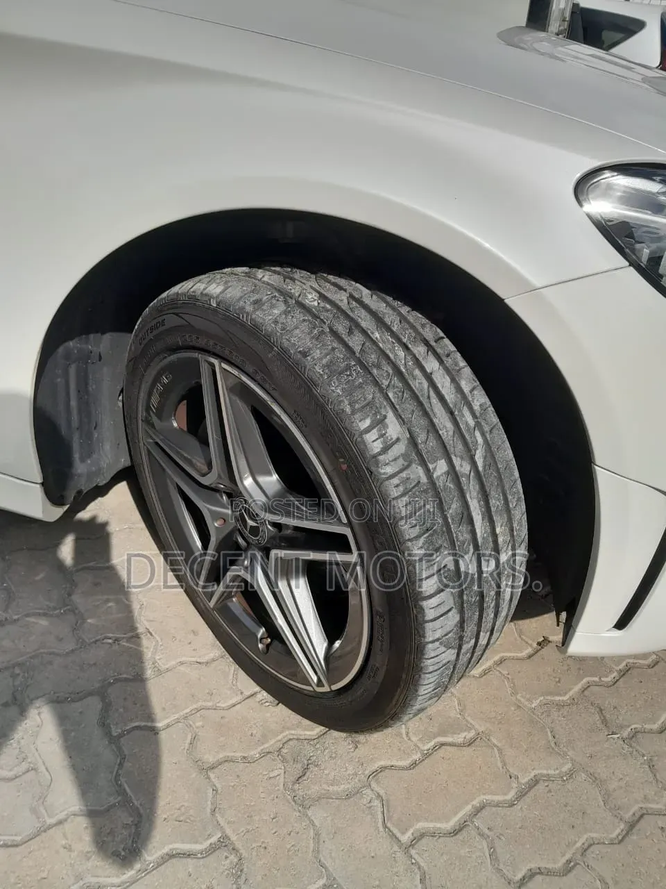 Mercedes-Benz C200 2019 White