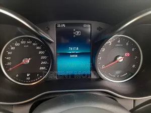 Mercedes-Benz C200 2019 White
