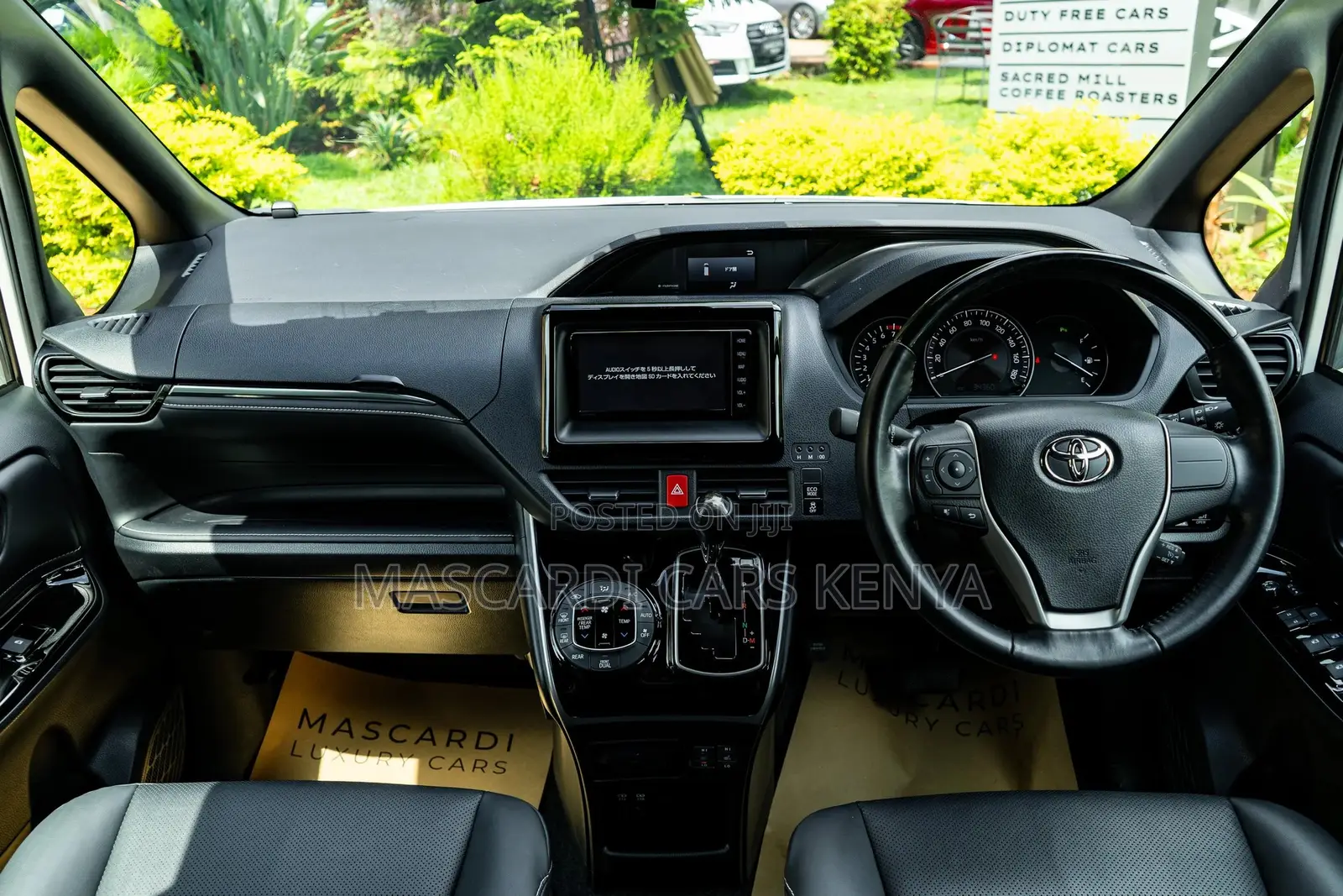 Toyota Esquire 2.0 AWD (7 seater) 2019 White