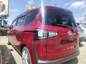 Toyota Sienta 2019 Maroon