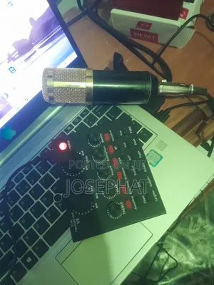 V8 Soundcard and Condenser Microphone
