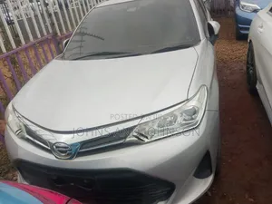 Toyota Corolla Fielder 2020 Silver