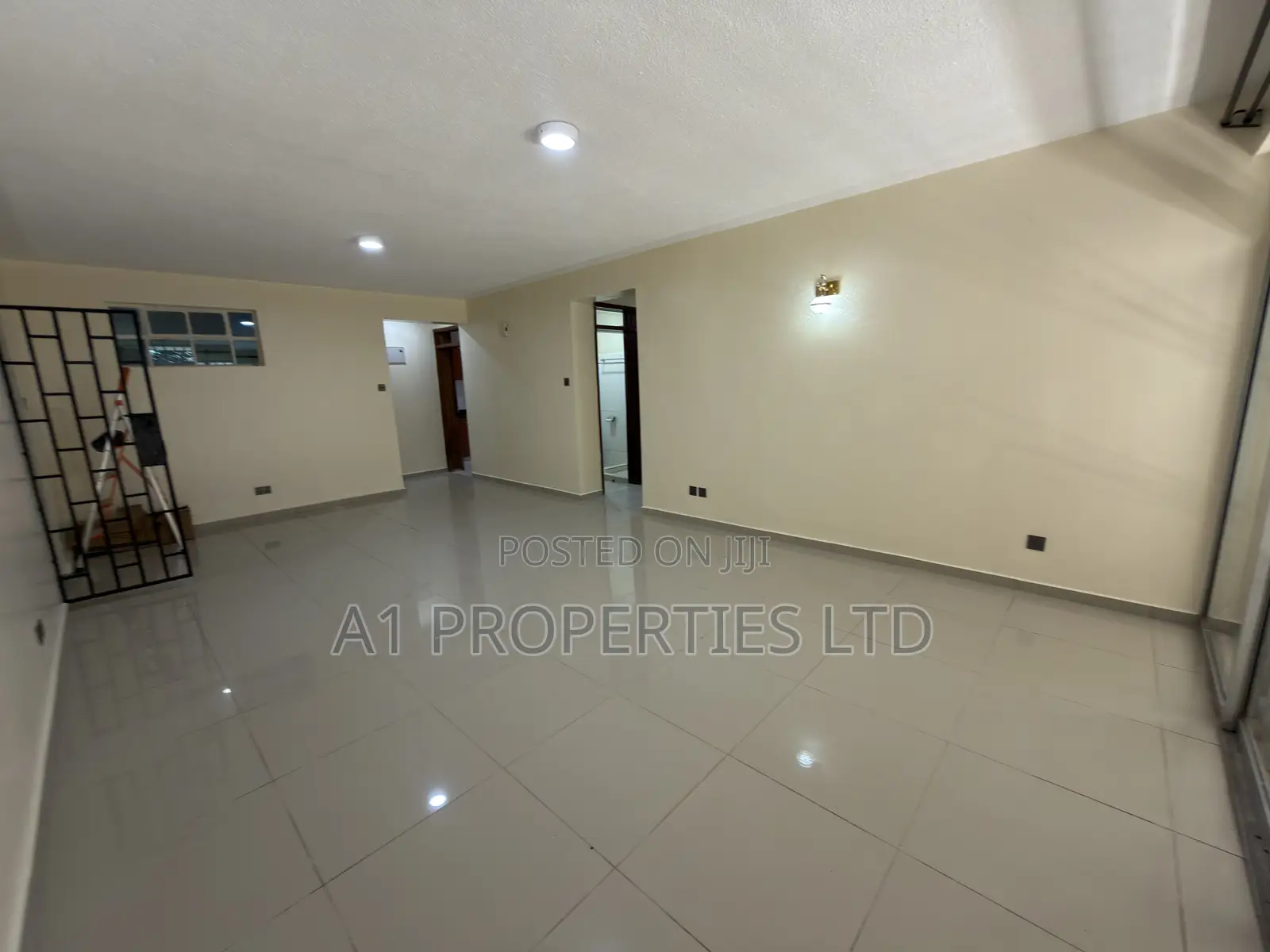 4bdrm Apartment in Valley Arcade for rent