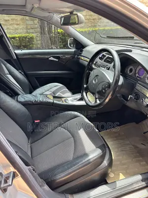 Mercedes-Benz E280 2002 Silver