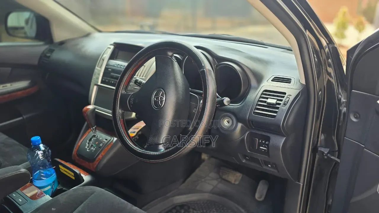 Toyota Harrier 2011 Black
