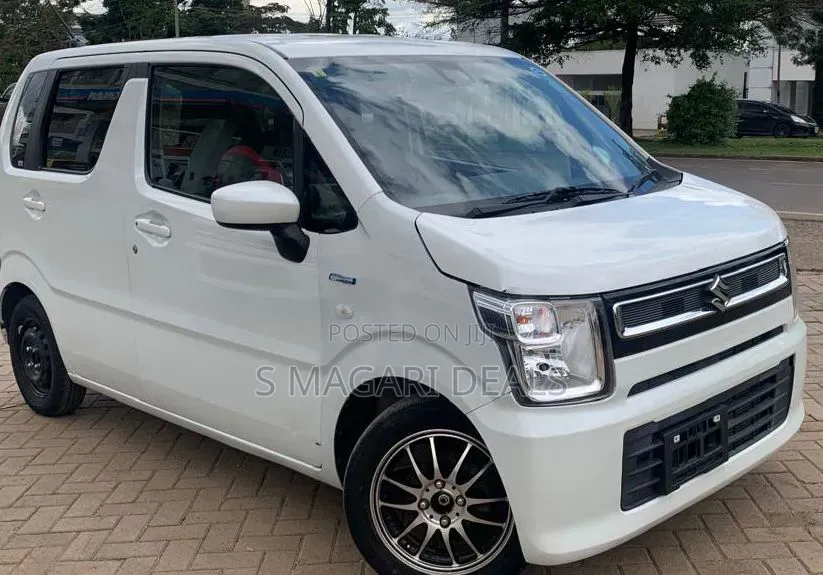 Suzuki Wagon R 2020 White