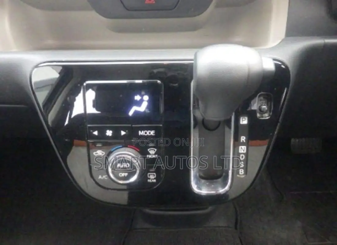 Toyota Passo 2020 Green