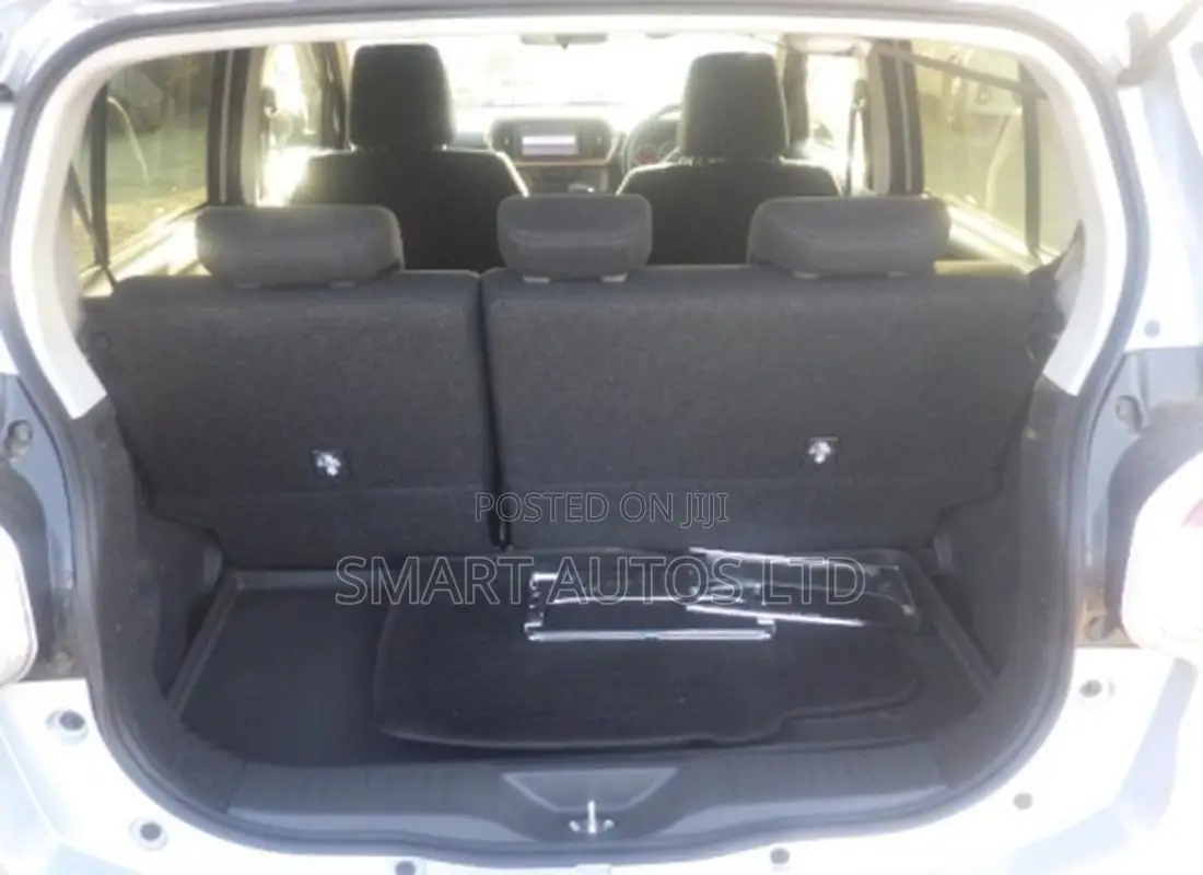 Toyota Passo 2019 Silver