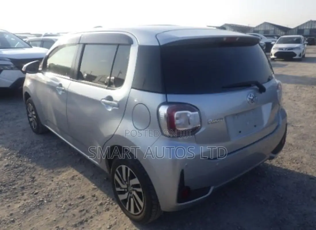 Toyota Passo 2019 Silver