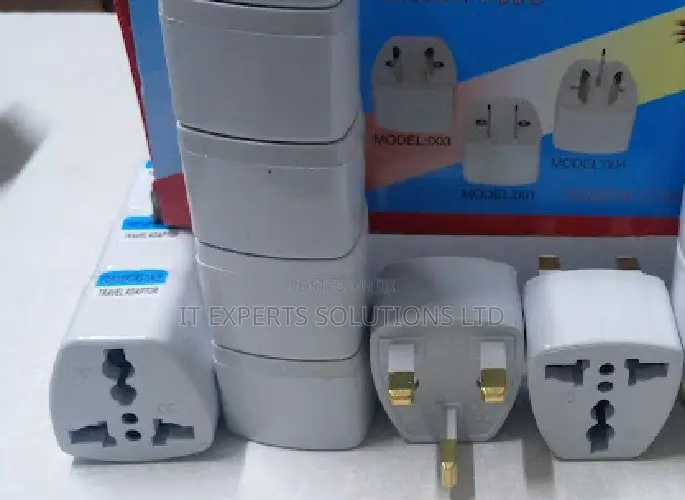 Universal Travel Adapter Type G UK Plug 13A 250V Converter