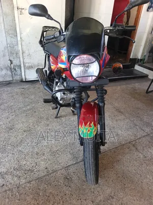 Bajaj Boxer 150 UG 2025 Red