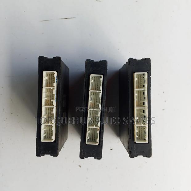 Subaru Legacy BP5 Engine Control Unit - thumbnail 2
