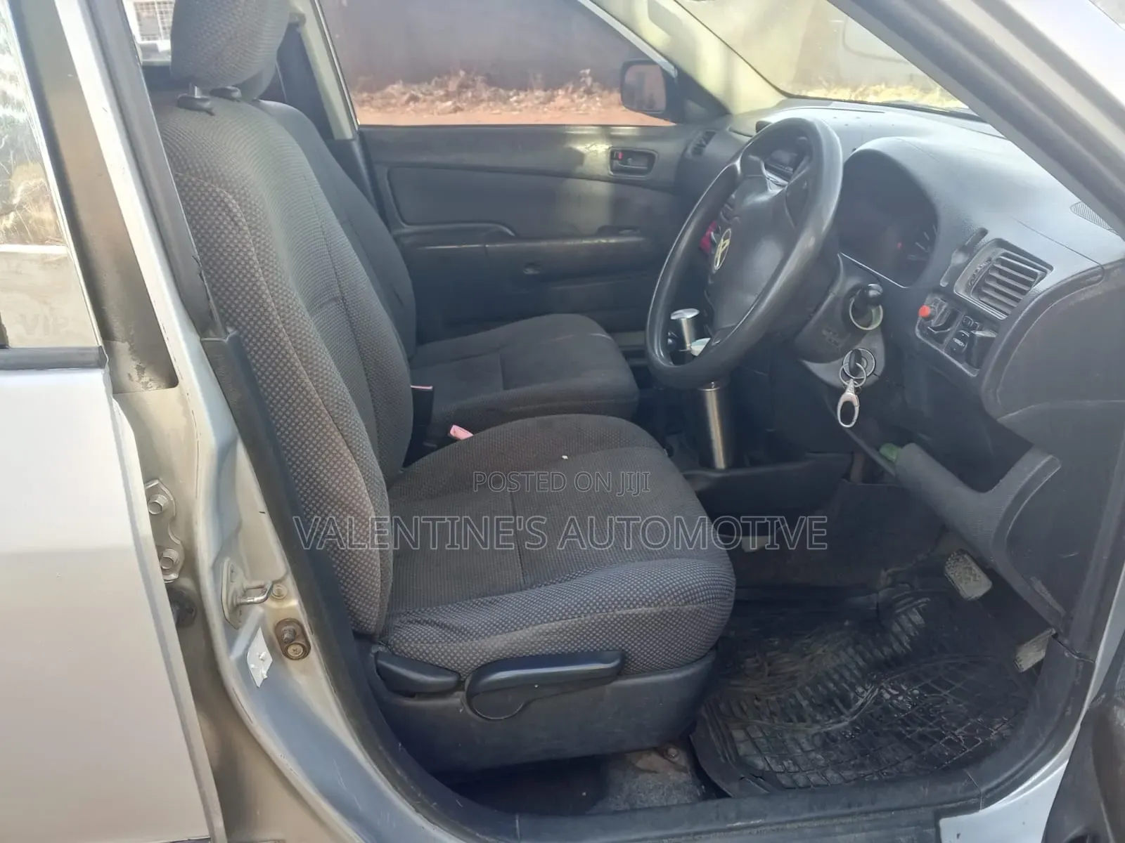 Toyota Succeed 2005 Silver