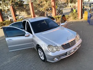 Mercedes-Benz C180 2007 Silver
