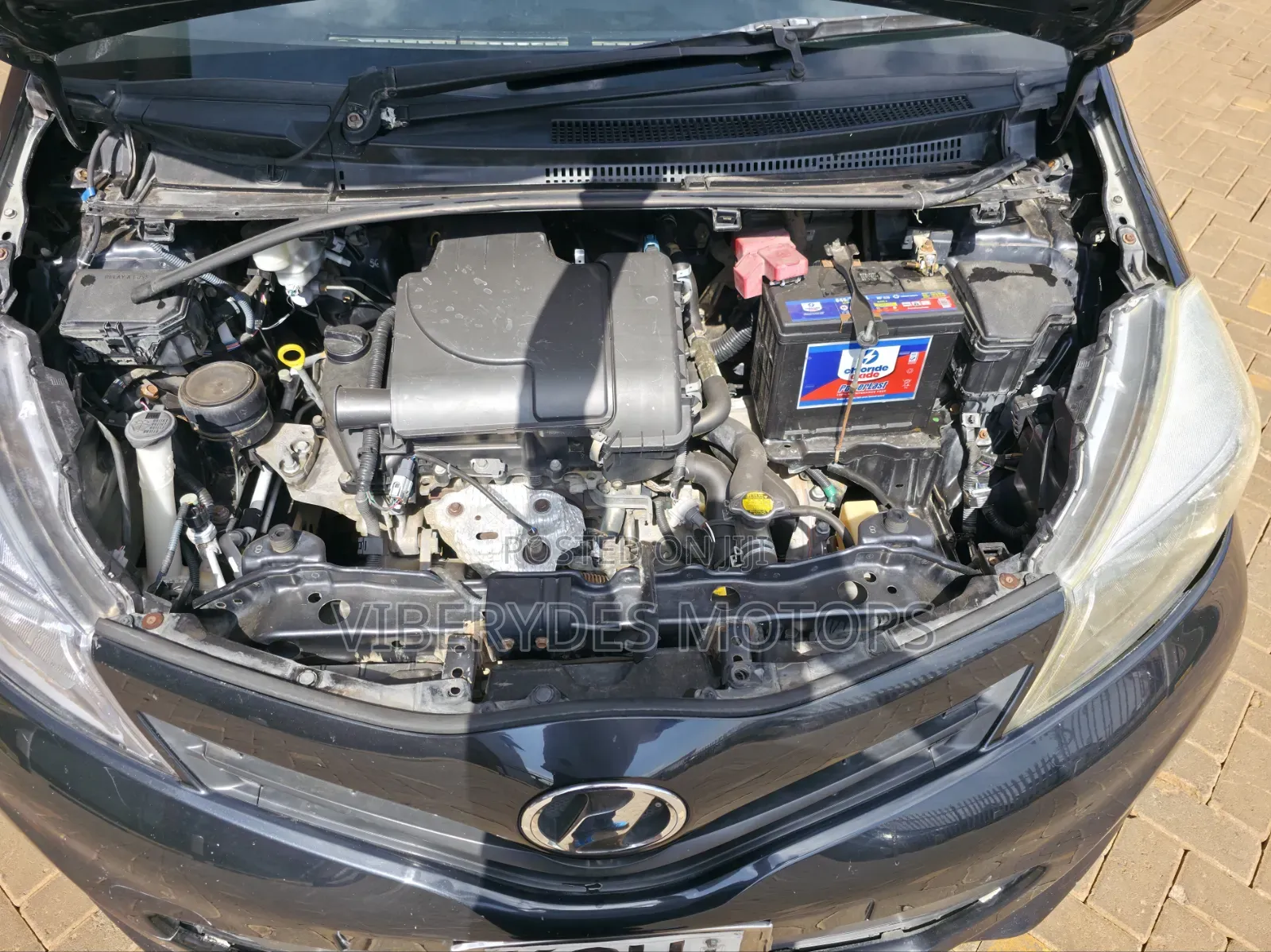 Toyota Vitz 2011 Black