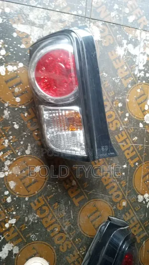 Toyota Rumion Taillight