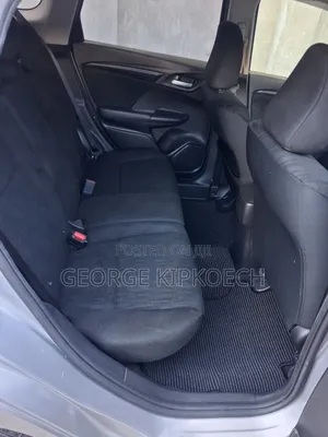 Honda Fit Shuttle 1.5 Hybrid 2WD 2019 Silver