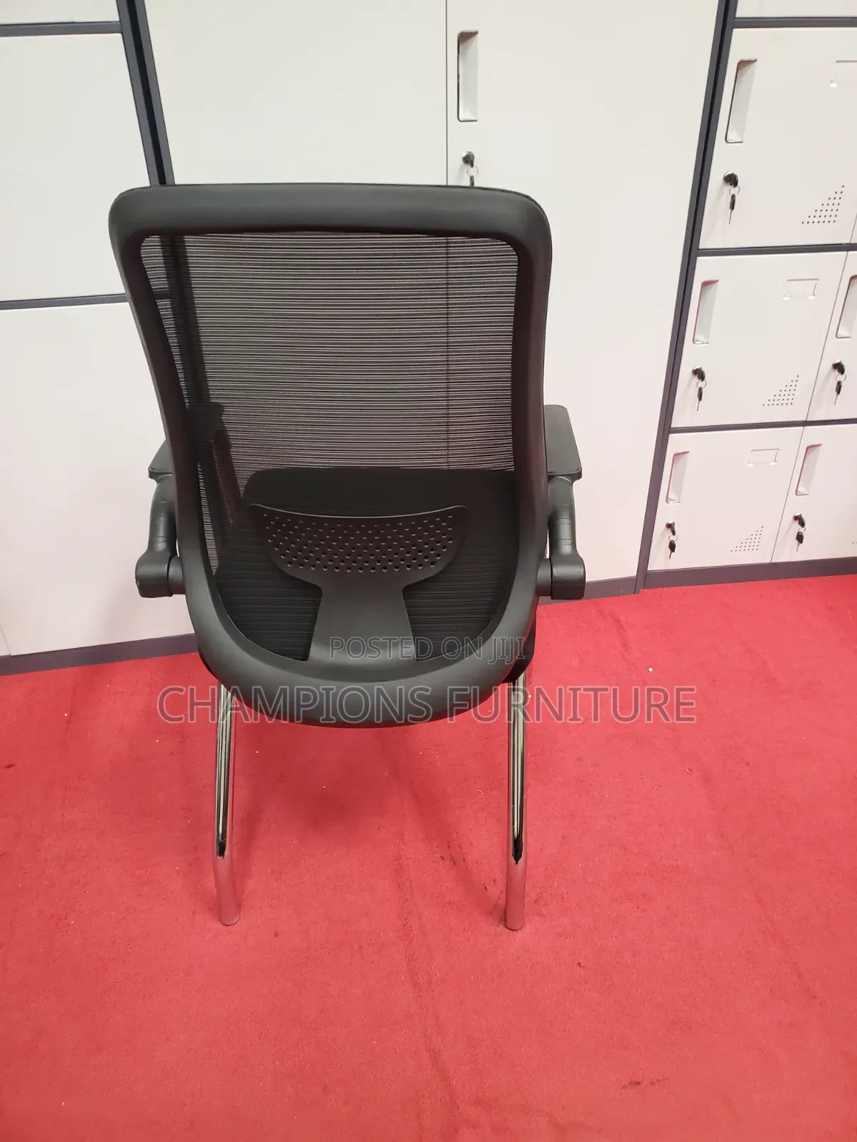 Sleek Versatile 4-Legged Visitors Chair