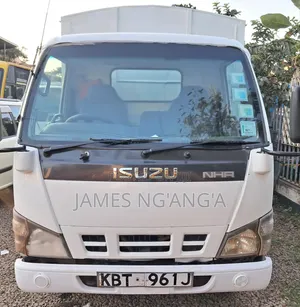 ISUZU NHR Small Lorry