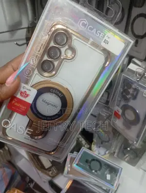 Clear Magnetic Phone Case With a Ring and Lensfor the Galaxy S24.