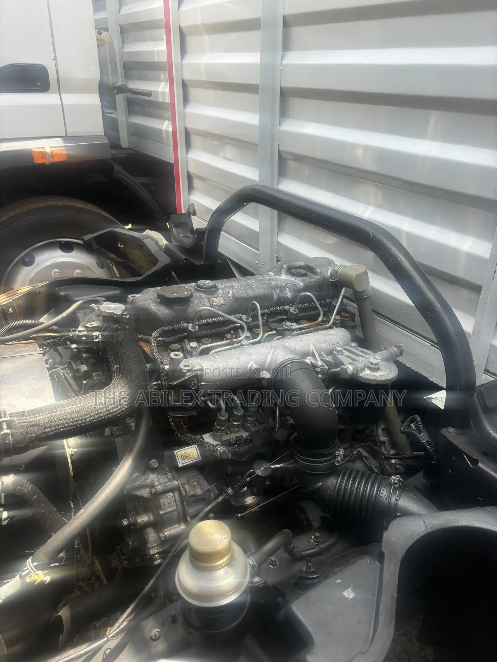 Mitsubishi Canter 2019 White