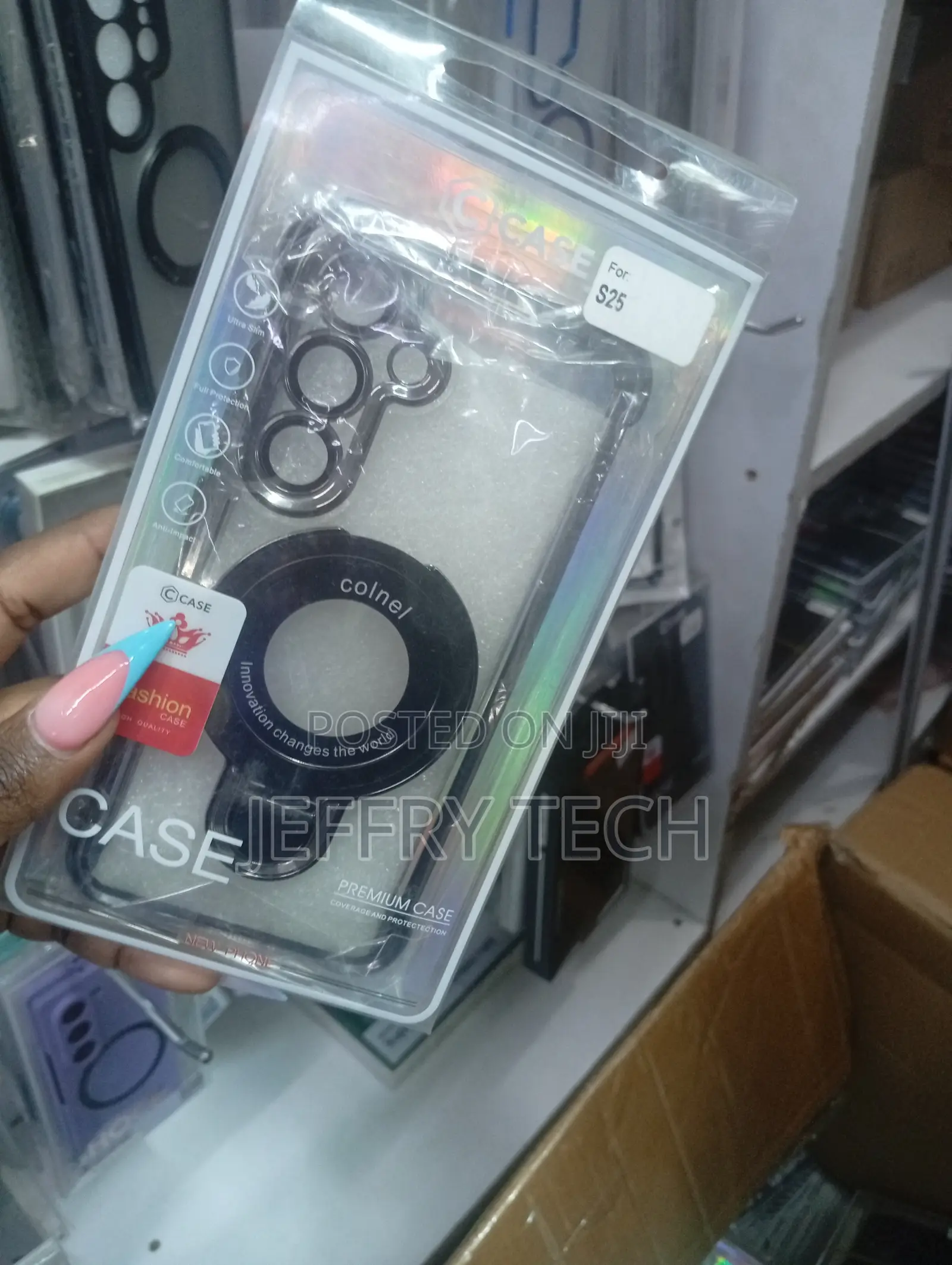 Clear Magnetic Case With Ring and Lens for a Samsung Galaxy S25
