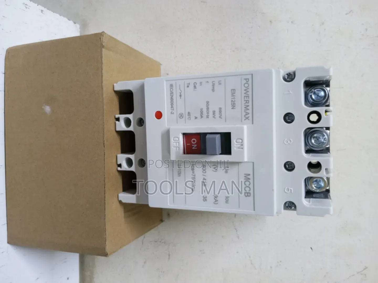 McCb 100A 690V Molded Case Circuit Breaker.
