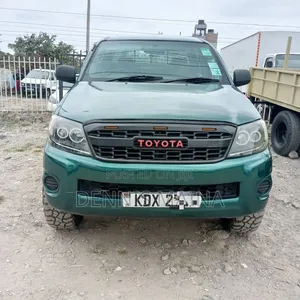 Toyota Hilux 2007 Green